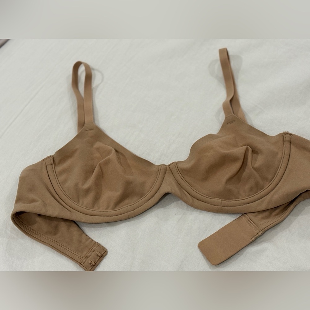 SKIMS Balconette Underwire Bra